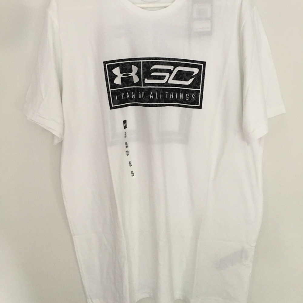 White short sleeve shirt for men